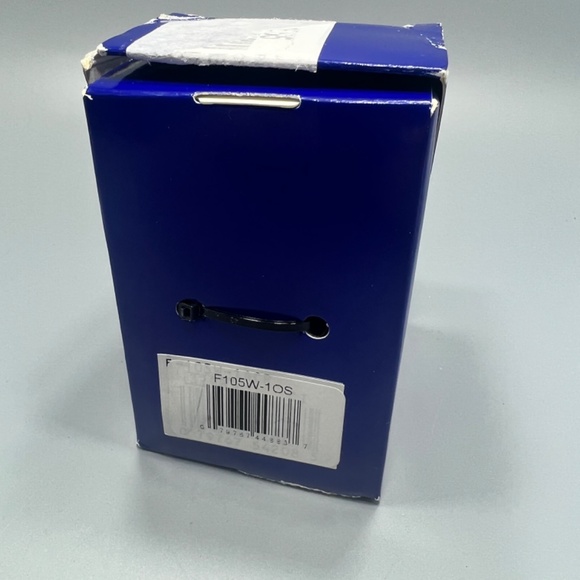 Casio Illuminator Unisex  Watch F105-10S. NWOT - Picture 4 of 4